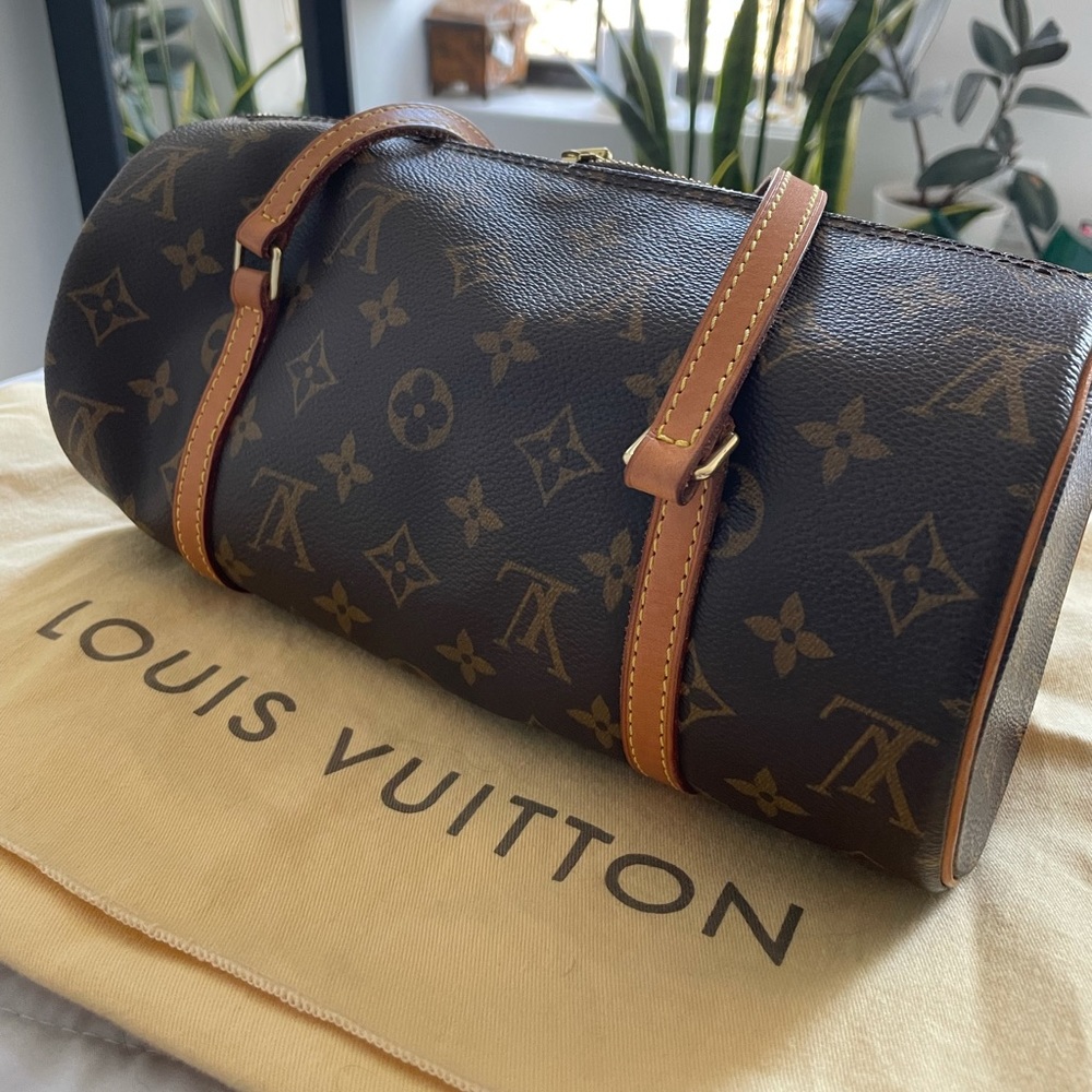Vintage Louis Vuitton Monogram Papillon 26